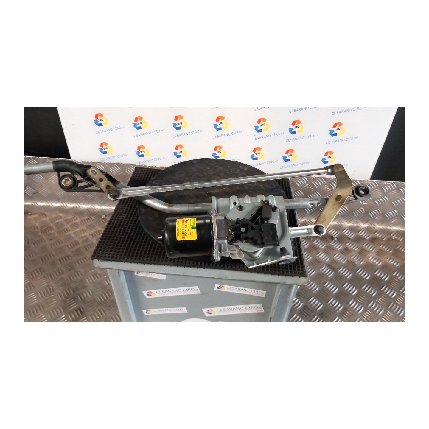 MECCANISMO TERGIPARABREZZA CON MOTORINO 022 RENAULT SCENIC 2A SERIE (06/03-08/09) F9QE8 8200327016