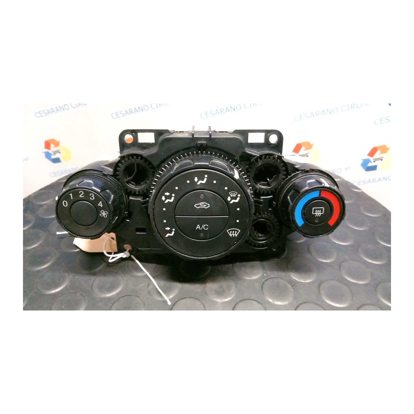 BLOCCO COMANDO CLIMATIZZAZIONE C/A/C AUTO 018 FORD FIESTA (CB1) (09/08-10/13) SNJA 1692816