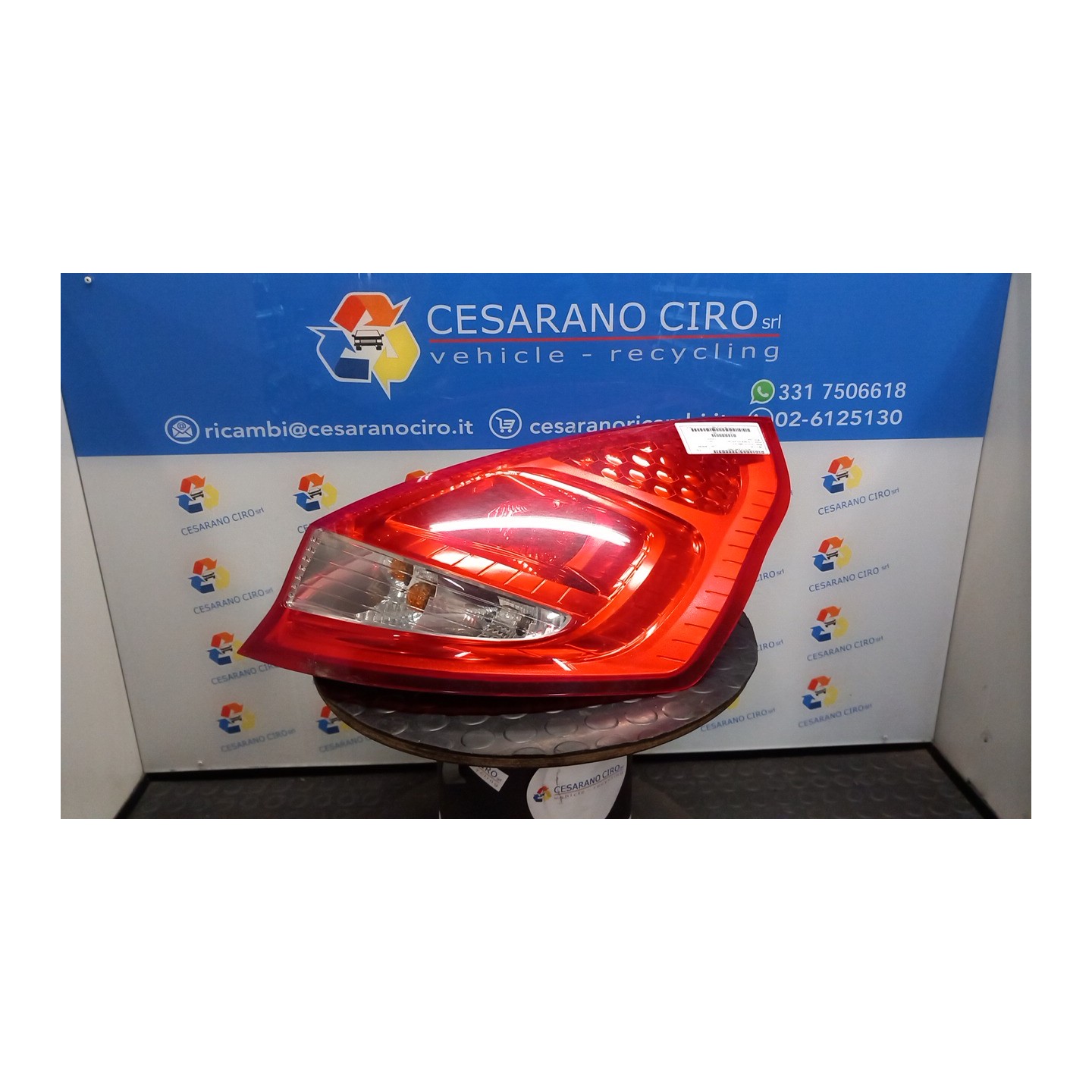 FANALE POST. DX. 021 FORD FIESTA (CB1) (09/08-10/13) SNJA 1709552