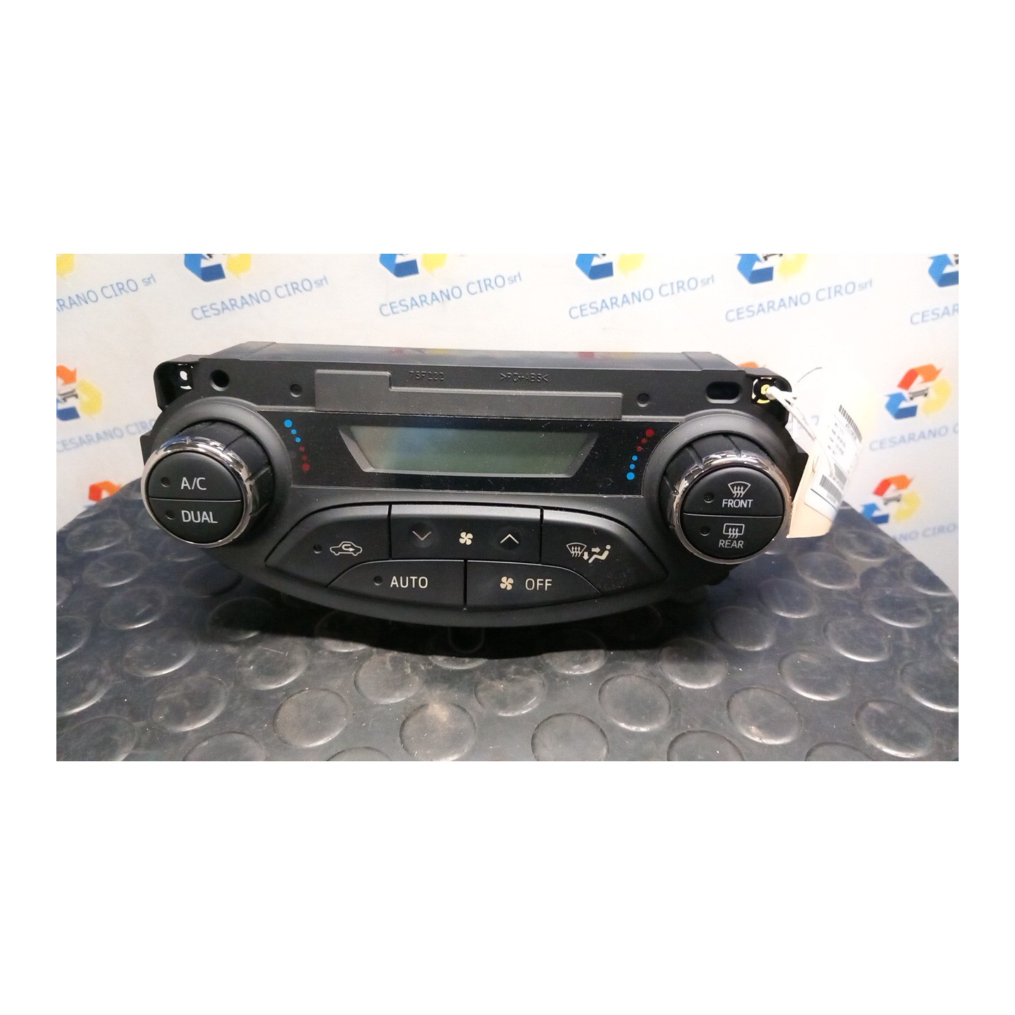 BLOCCO COMANDO CLIMATIZZAZIONE 092 TOYOTA YARIS (09/11-02/15) 1NR-FE 559000D330C0