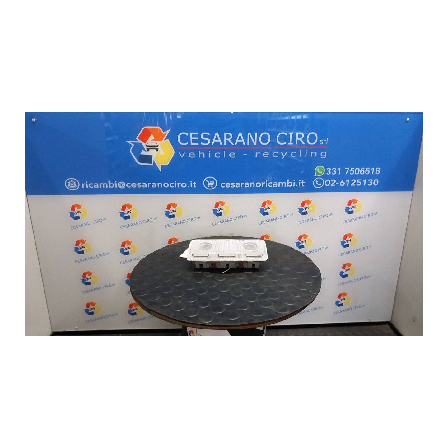 LUCE CORTESIA ANT. TETTO 105 TOYOTA YARIS (09/11-02/15) 1NR-FE 812600D070B0