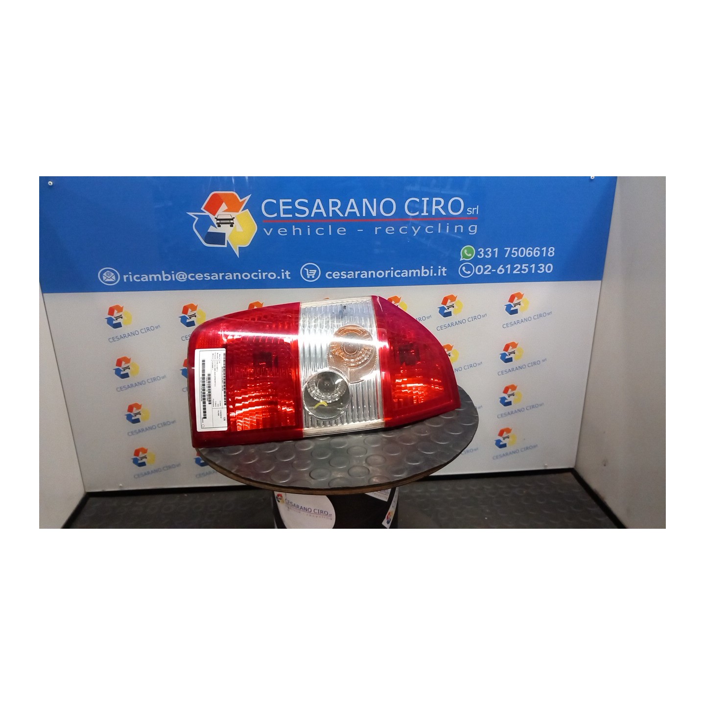 FANALE POST. SX. 159 DR DR5 (12/07-) SQR484F 733010054