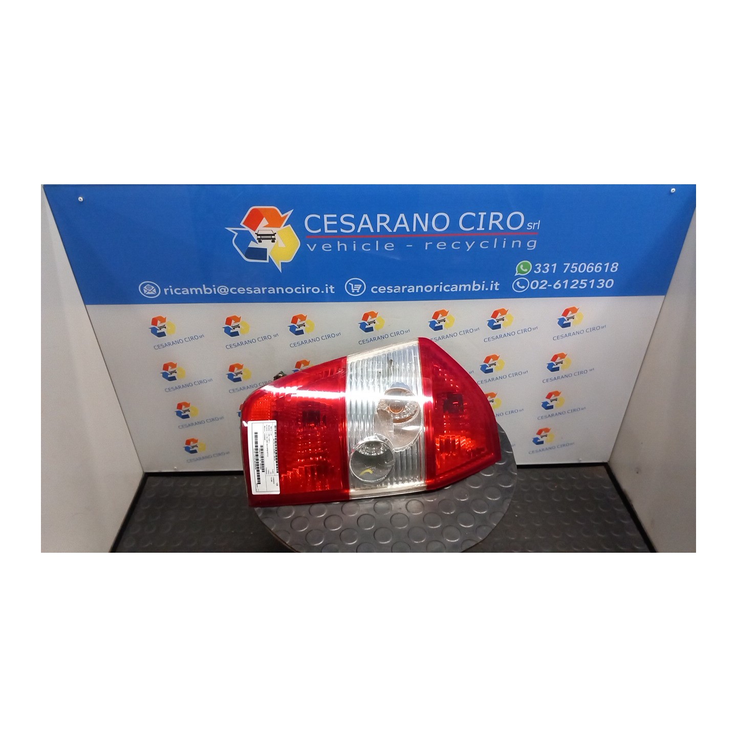FANALE POST. SX. 159 DR DR5 (12/07-) SQR484F 733010054