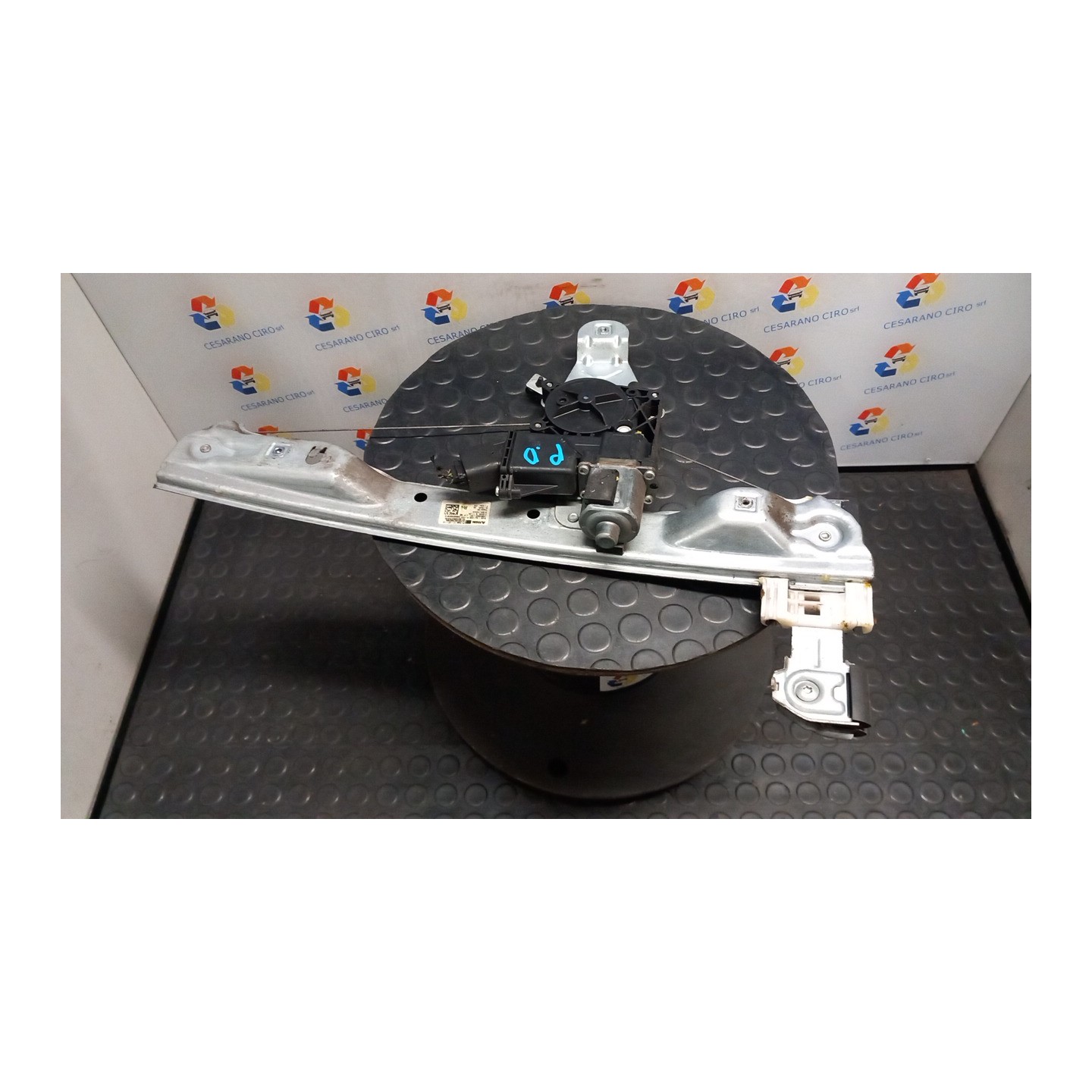 ALZACRISTALLO PORTA POST. DX. 017 OPEL MERIVA (S10) (04/10-) A17DTS 93168807