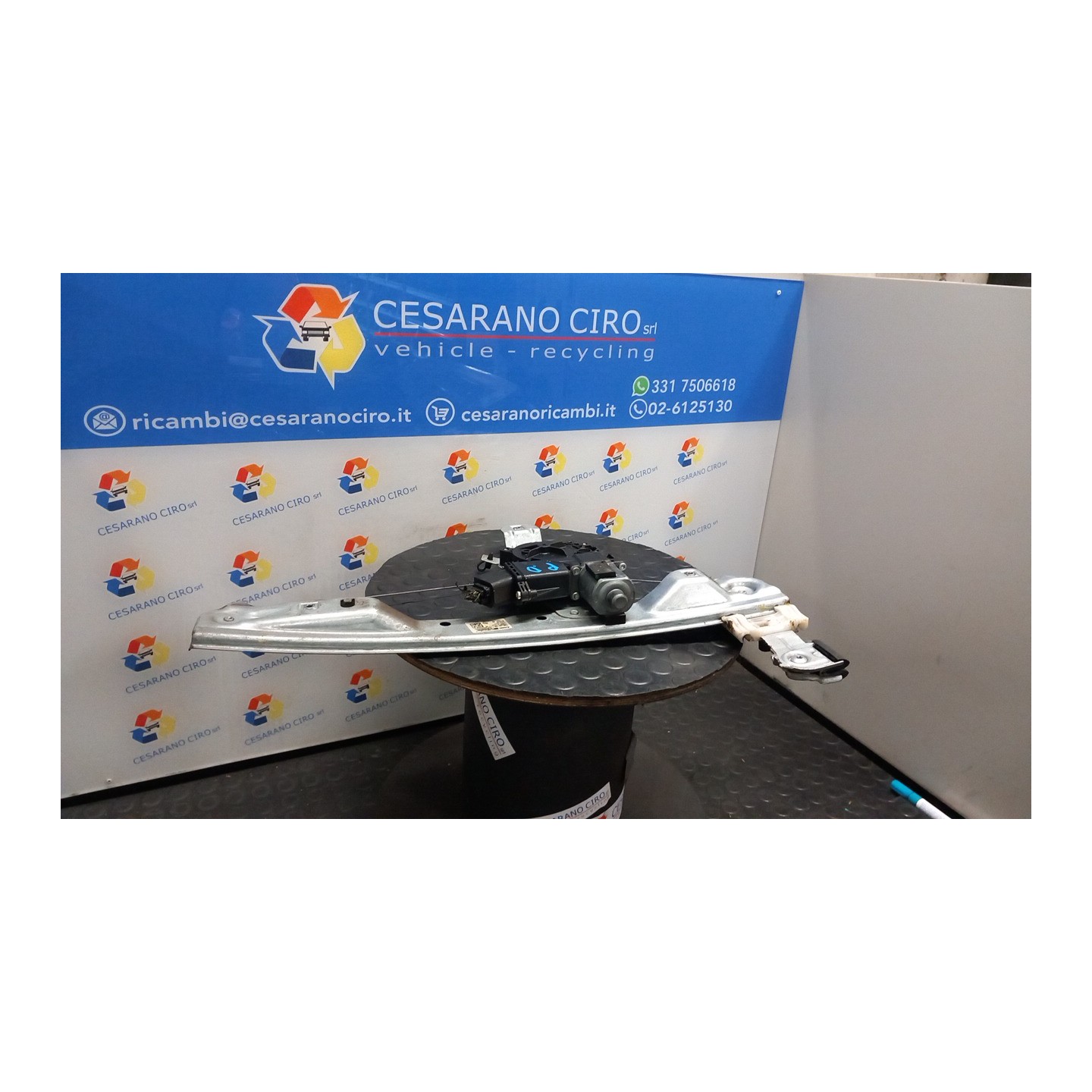ALZACRISTALLO PORTA POST. DX. 017 OPEL MERIVA (S10) (04/10-) A17DTS 93168807