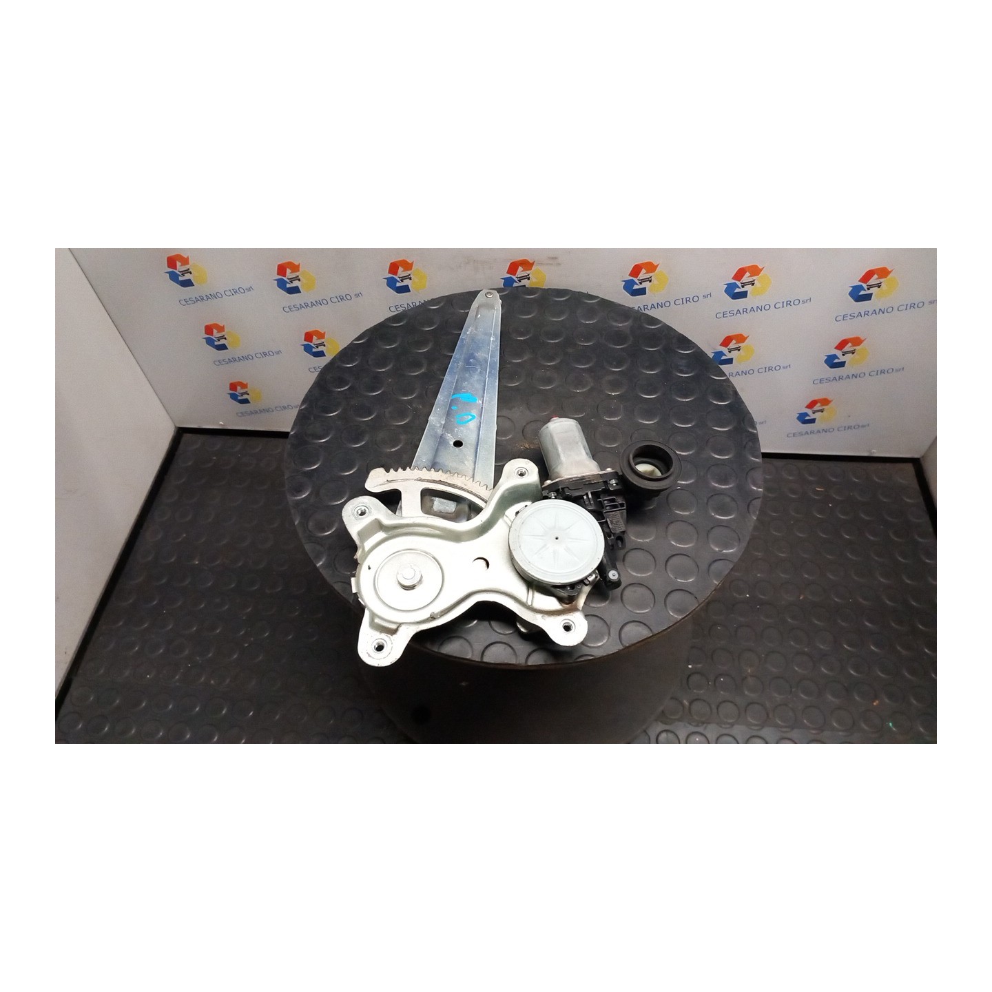 ALZACRISTALLO ELETTR. PORTA POST. DX. 045 TOYOTA RAV 4 3A SERIE (01/06-10/10) 2ADFTV 6980342040