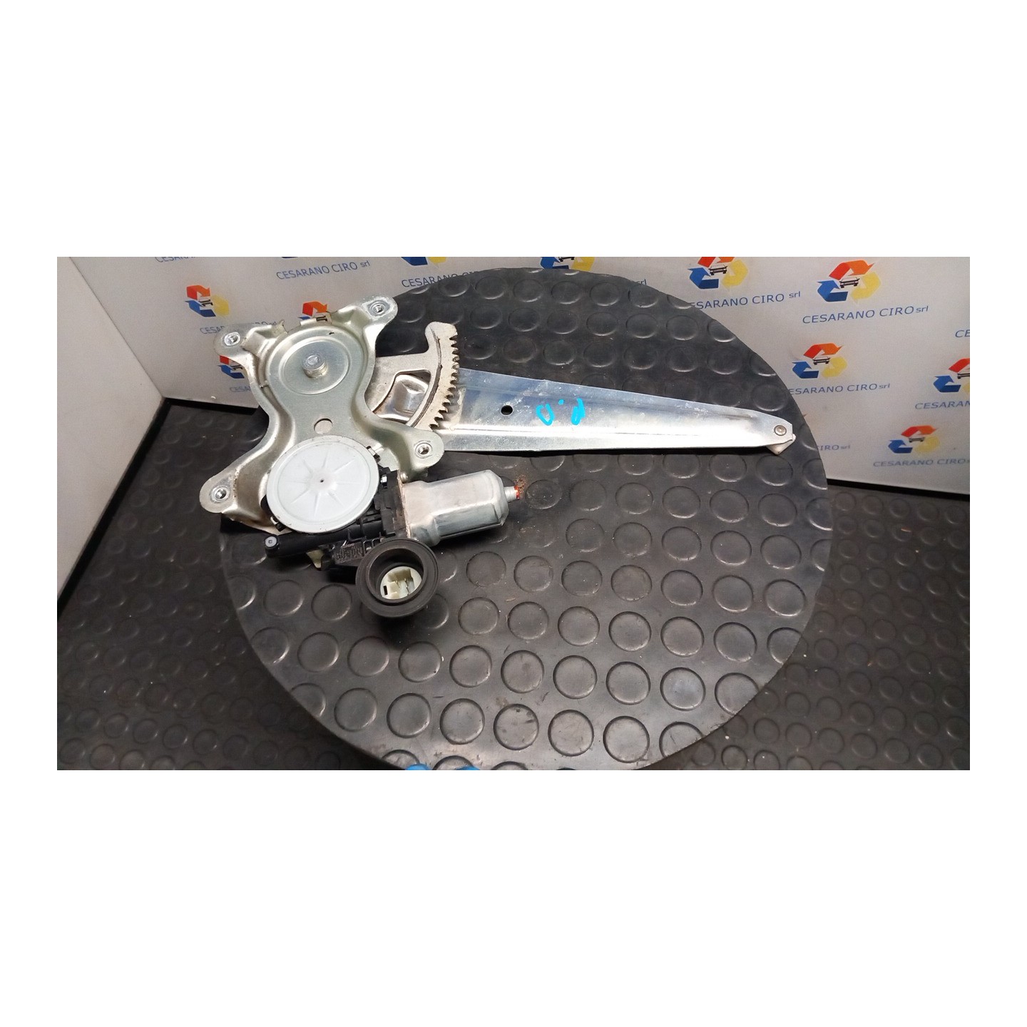 ALZACRISTALLO ELETTR. PORTA POST. DX. 045 TOYOTA RAV 4 3A SERIE (01/06-10/10) 2ADFTV 6980342040