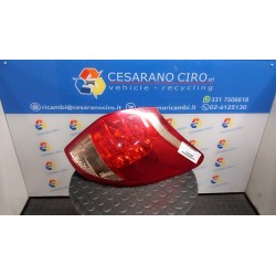 FANALE POST. DX. 048 TOYOTA RAV 4 3A SERIE (01/06-10/10) 2ADFTV 8155142091