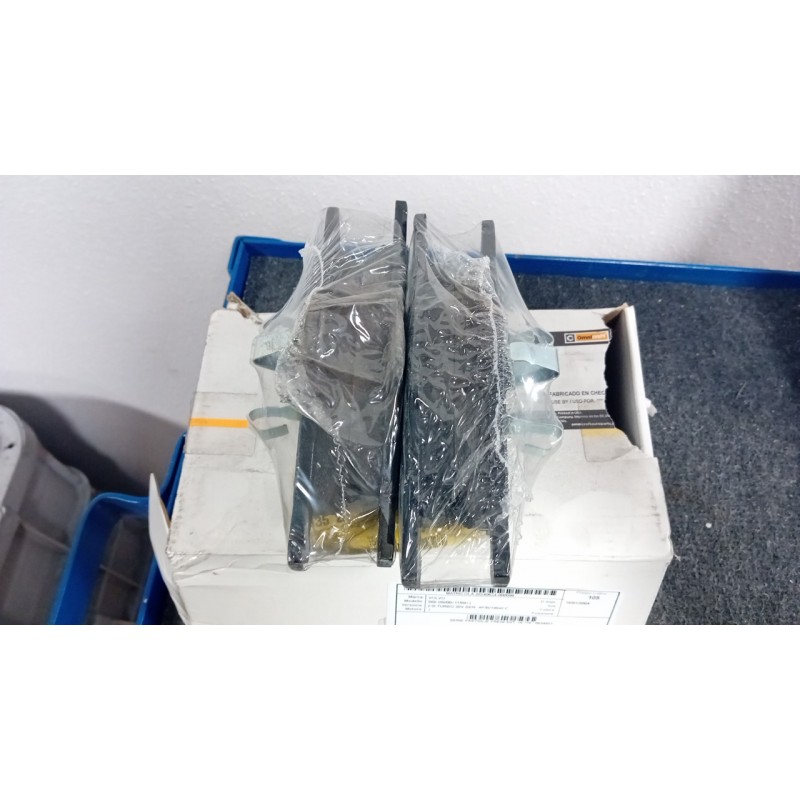 SERIE PASTIGLIE FRENI ANT. 15"/16" 098 VOLVO S60 (09/00-11/09)  8634921