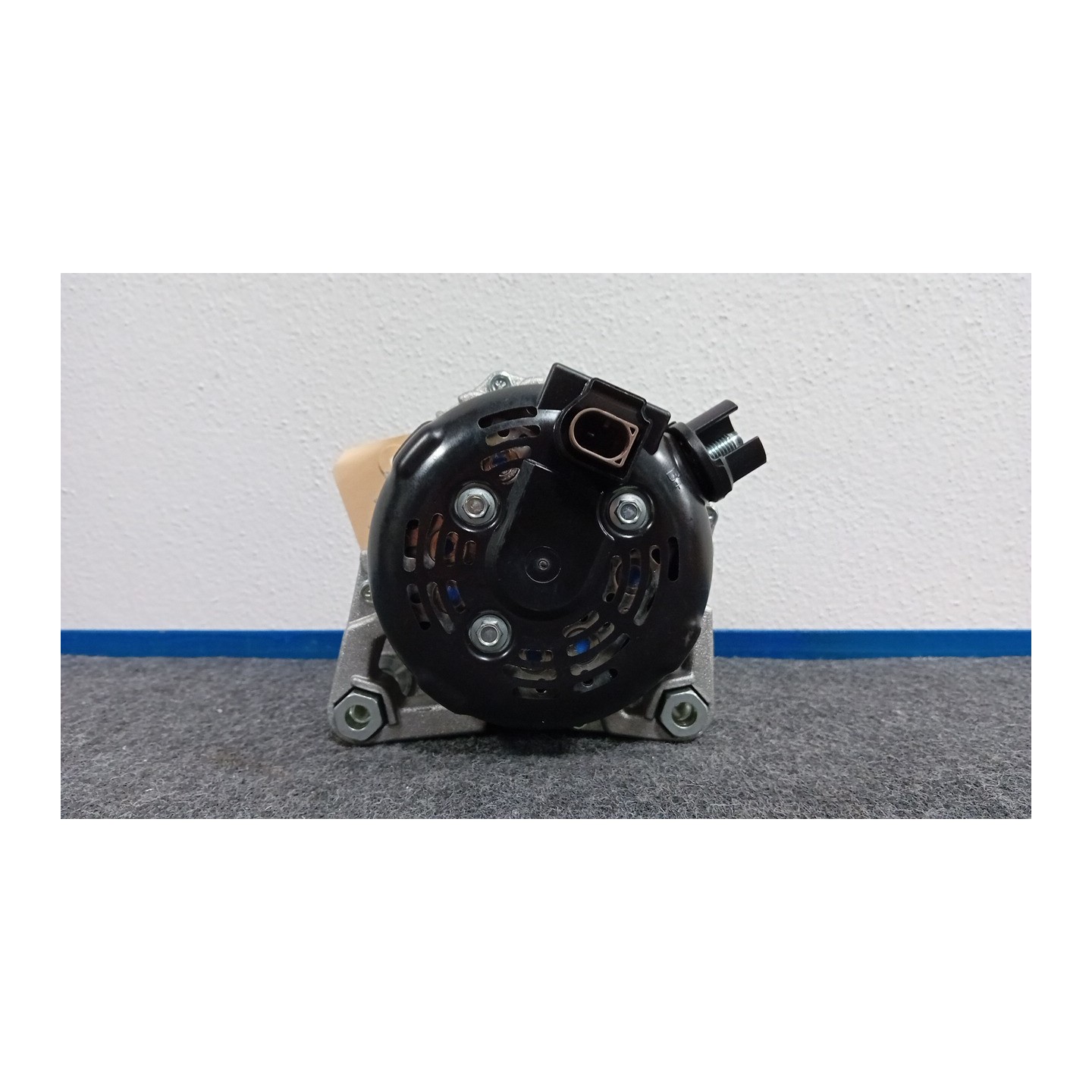 ALTERNATORE 150 AMP C/RISCALDAT.SUPP 057 FORD B-MAX (CB2) (07/12-)  1764816