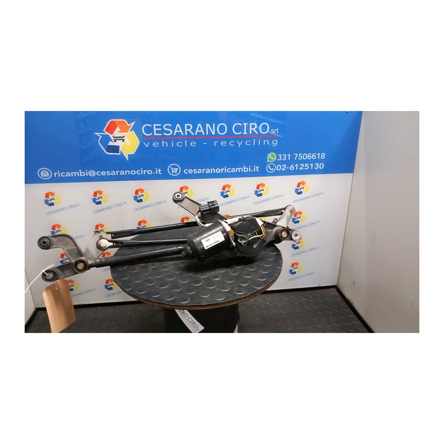 MECCANISMO TERGIPARABREZZA CON MOTORINO 114 KIA CARENS 2A SERIE (11/06-05/10) D4EA 981001D000