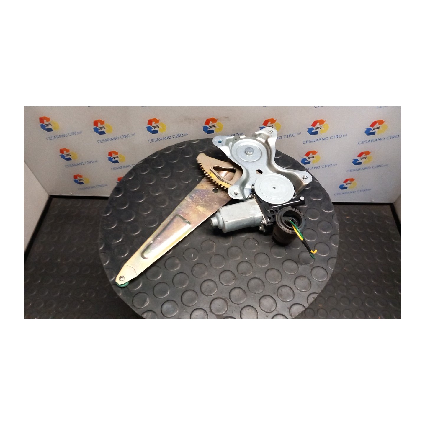 ALZACRISTALLO PORTA POST. SX. 037 TOYOTA RAV 4 2A SERIE (09/00-01/06) 1CDFTV 6984042030