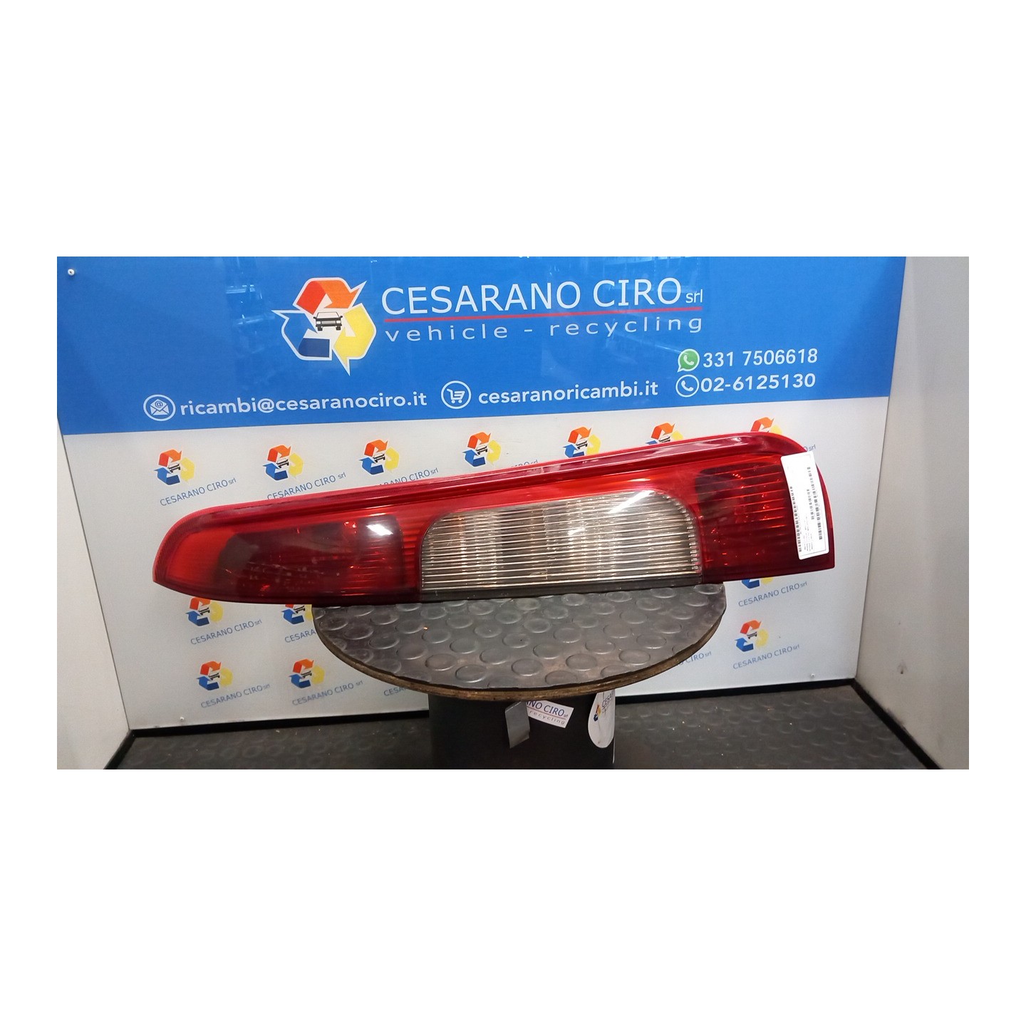 FANALE POST. DX. 081 FORD FOCUS C-MAX (CAP) (10/03-12/08 G6DA 1347454