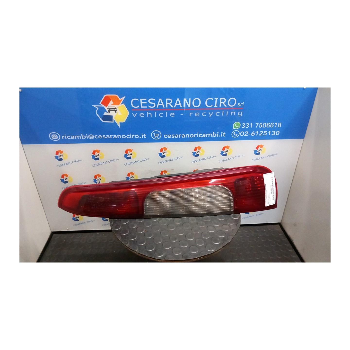 FANALE POST. DX. 081 FORD FOCUS C-MAX (CAP) (10/03-12/08 G6DA 1347454