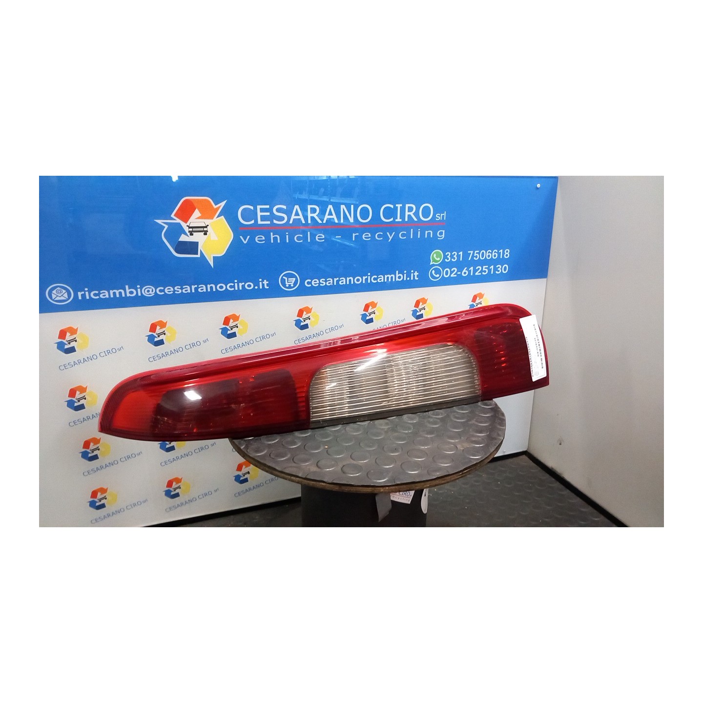 FANALE POST. DX. 081 FORD FOCUS C-MAX (CAP) (10/03-12/08 G6DA 1347454