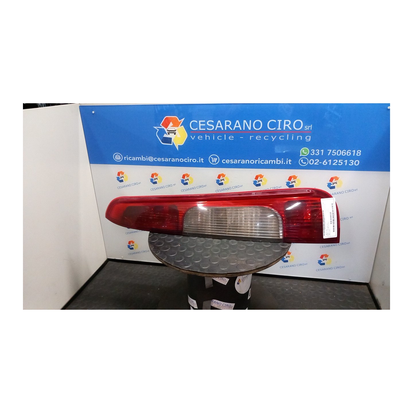 FANALE POST. DX. 081 FORD FOCUS C-MAX (CAP) (10/03-12/08 G6DA 1347454