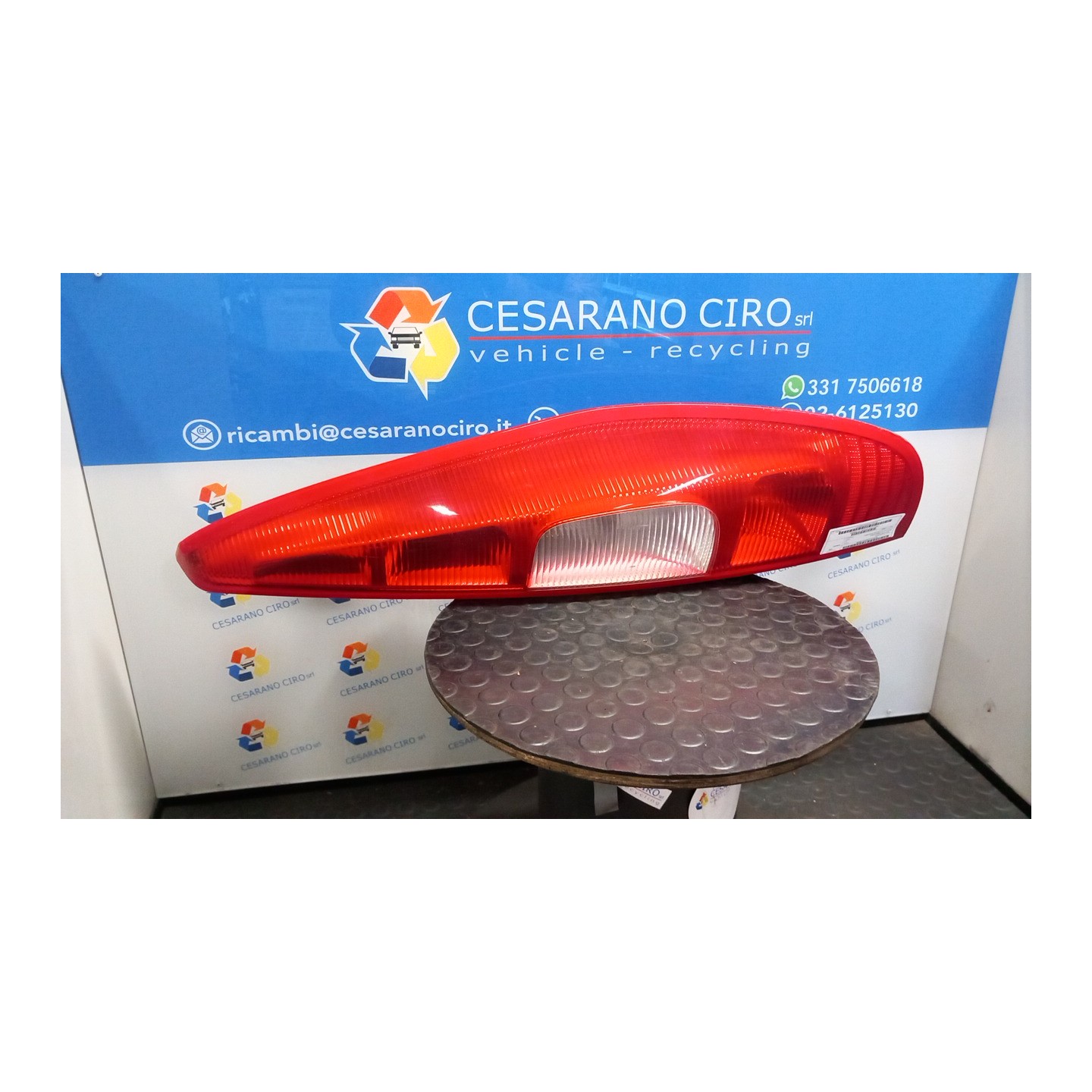 FANALE POST. 02-02-06- DX. 095 MITSUBISHI COLT (06/04-12/09) 639939 8330A328