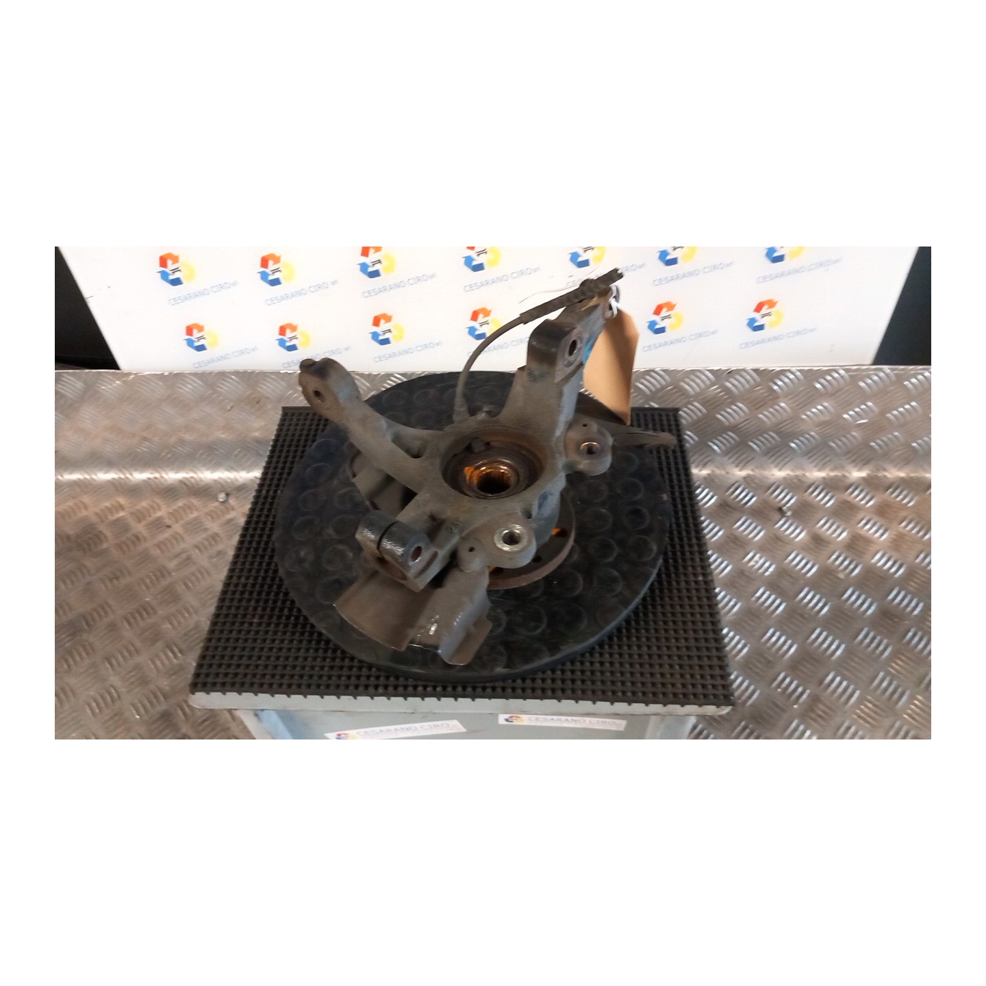 MONTANTE SOSP. ANT. SX. 122 FIAT 500L (73) (07/12-) 199B4000 51910432