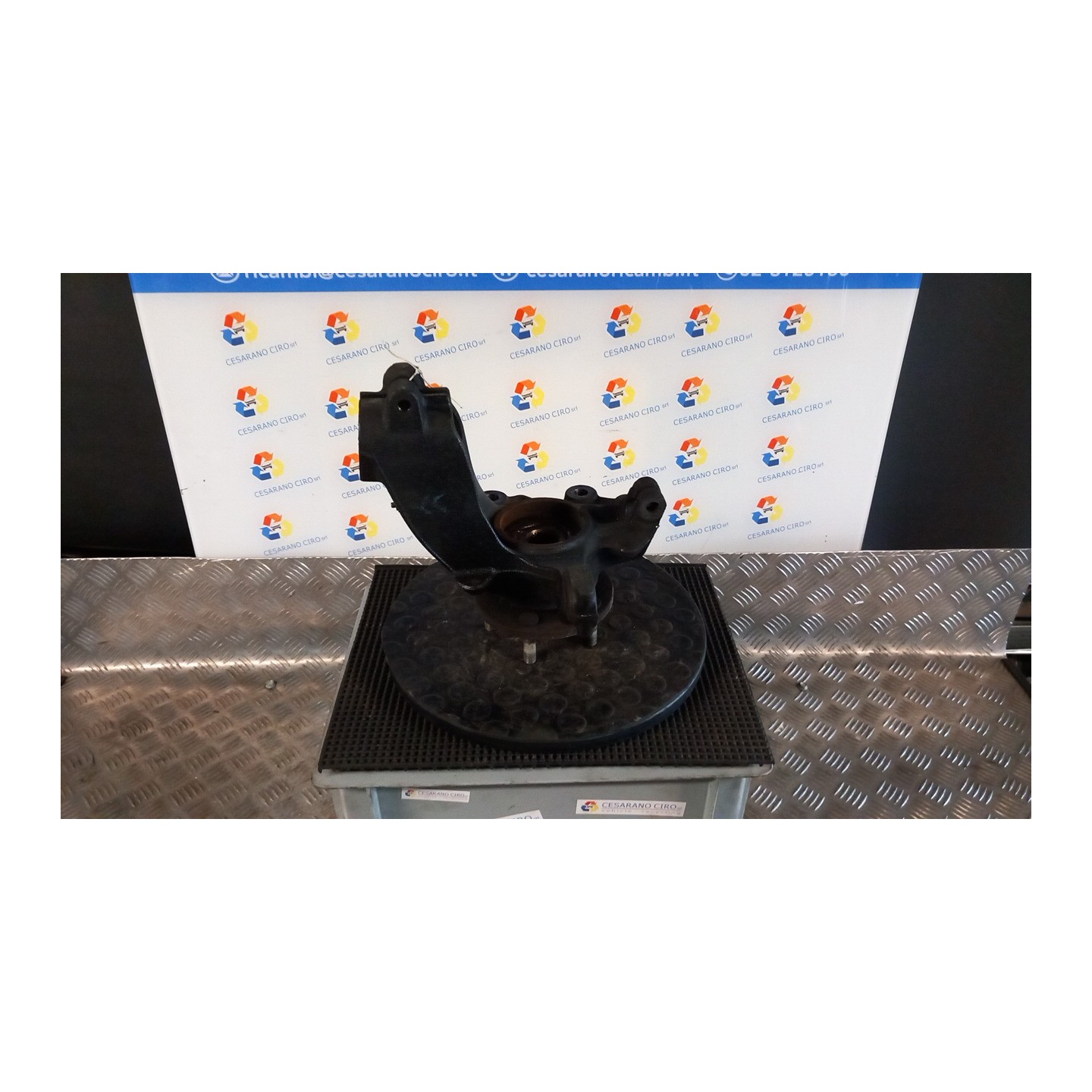 MONTANTE SOSP. ANT. SX. 127 FORD FOCUS (CB8) (02/11-11/15) T1DA 1702855
