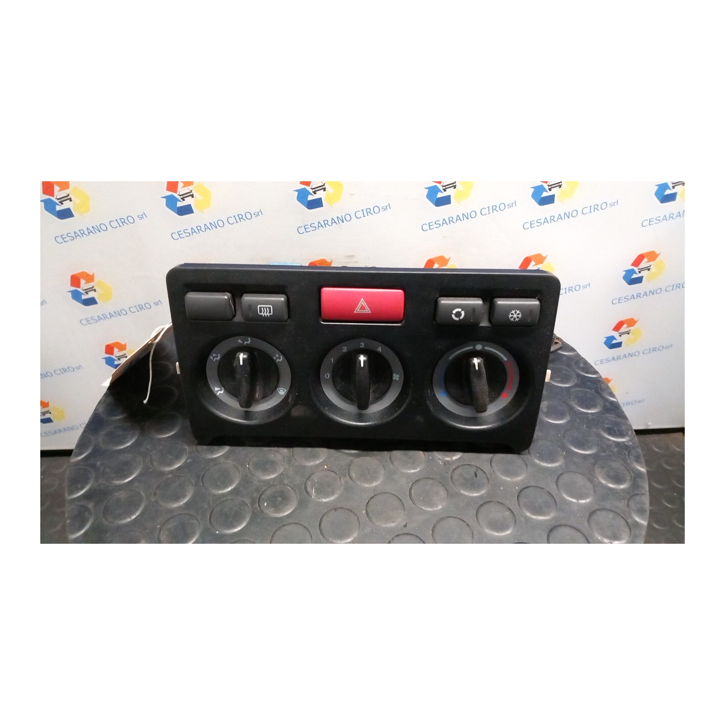 BLOCCO COMANDO CLIMATIZZAZIONE 028 LAND ROVER FREELANDER (08/02-10/06) 204D3 JFC500300
