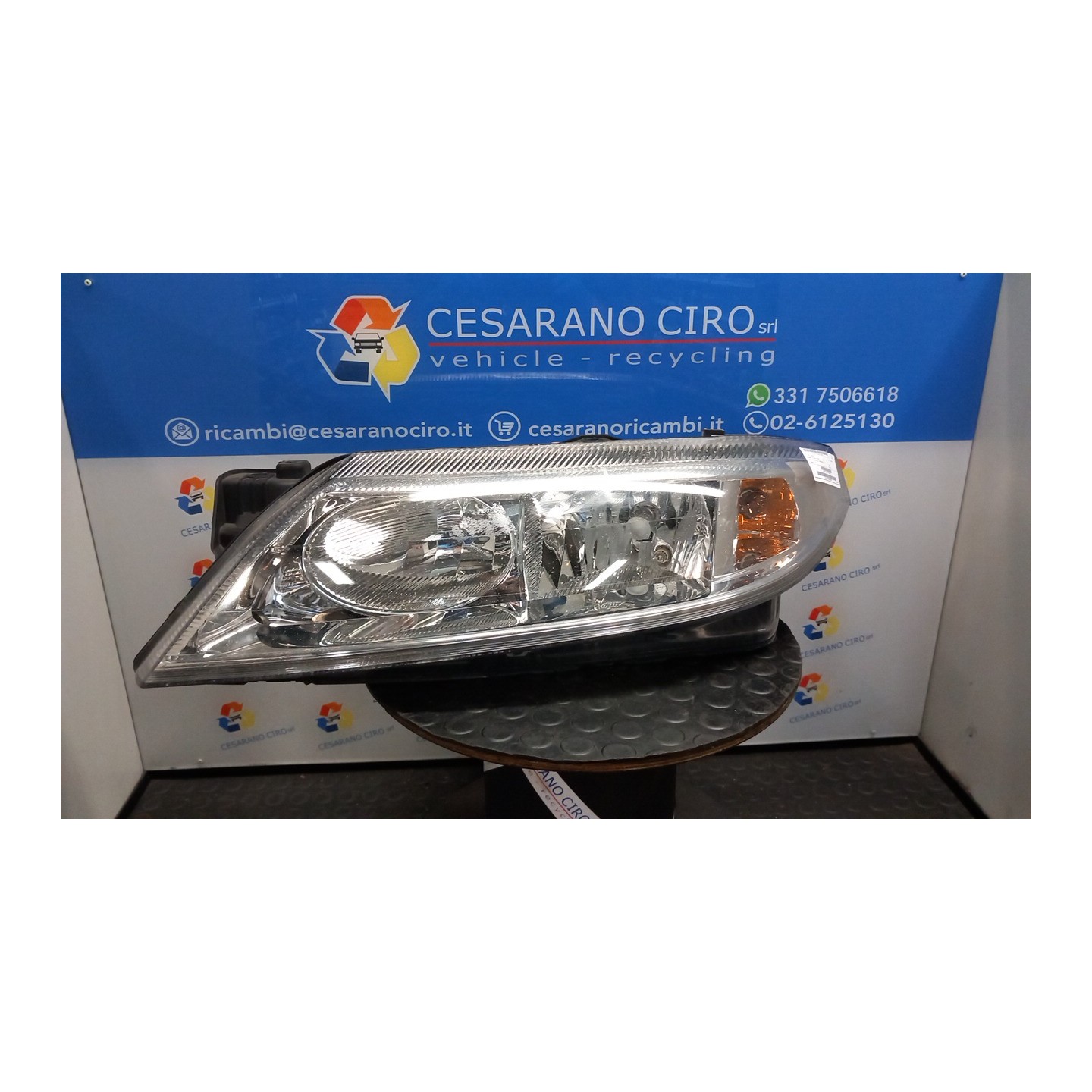 PROIETTORE SX. 038 RENAULT LAGUNA 2A SERIE (03/01-09/07) F4PC7 7701048927
