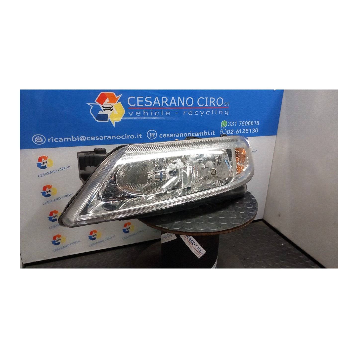 PROIETTORE SX. 038 RENAULT LAGUNA 2A SERIE (03/01-09/07) F4PC7 7701048927