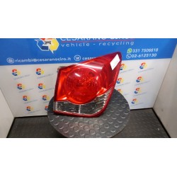 FANALE POST. PARTE EST. DX. 075 CHEVROLET (DAEWOO) CRUZE (J300) (04/09-12/14) Z20S1 95393942