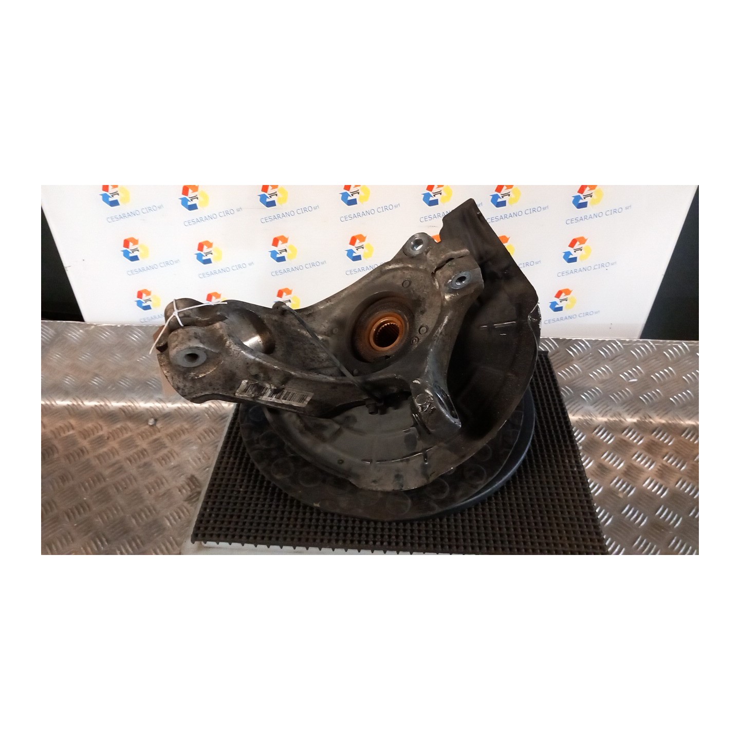 MONTANTE SOSP. ANT. SX. 058 ALFA ROMEO GIULIETTA (X7) (03/10-10/13) 940A3000 50514553