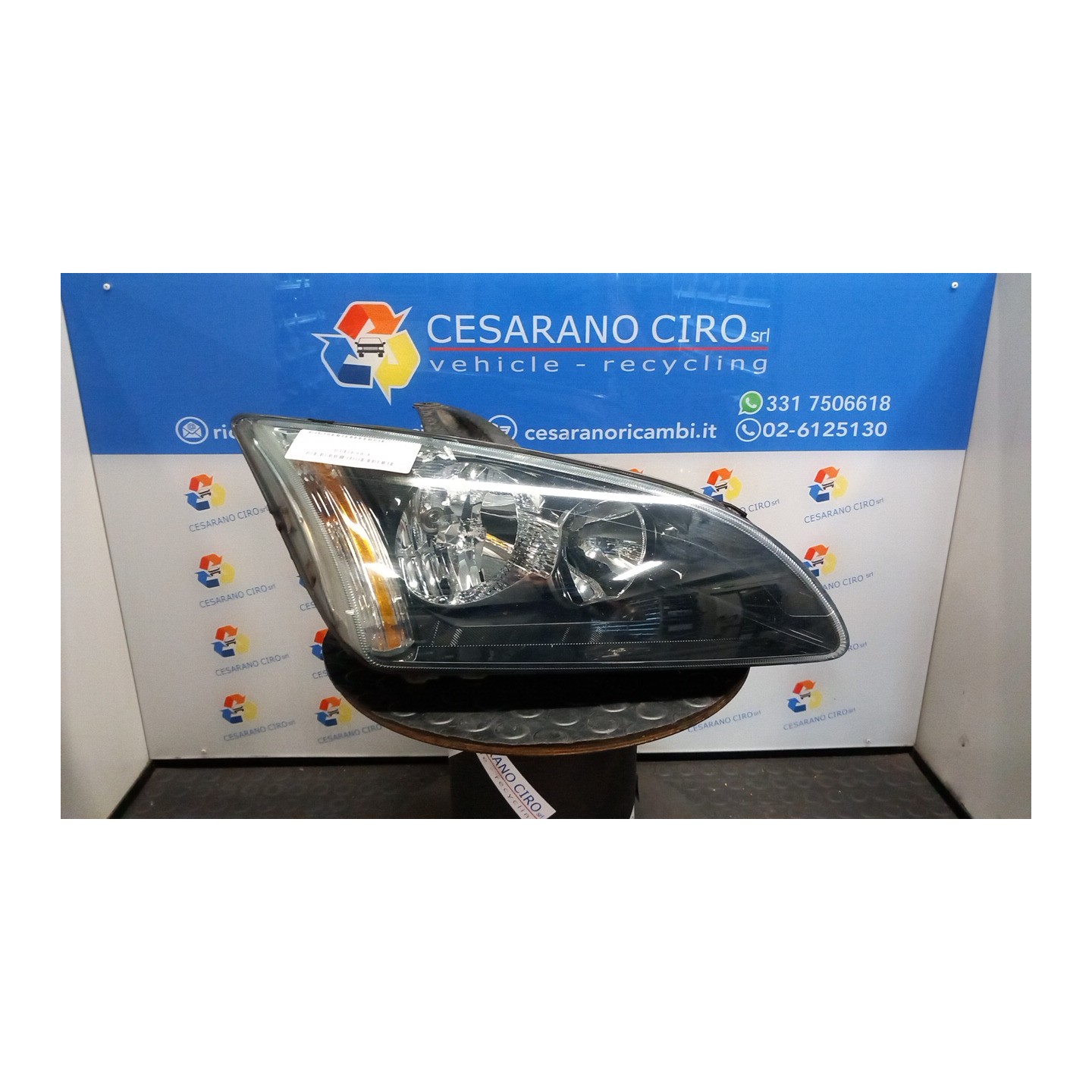 PROIETTORE C/ CORNICE FINITURA NERA DX. 082 FORD FOCUS (CAP) (11/04-06/08) HHDA 1480985