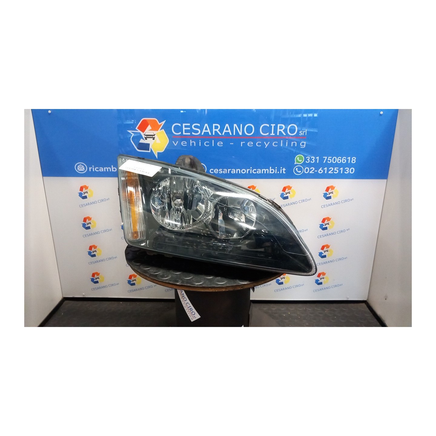 PROIETTORE C/ CORNICE FINITURA NERA DX. 082 FORD FOCUS (CAP) (11/04-06/08) HHDA 1480985