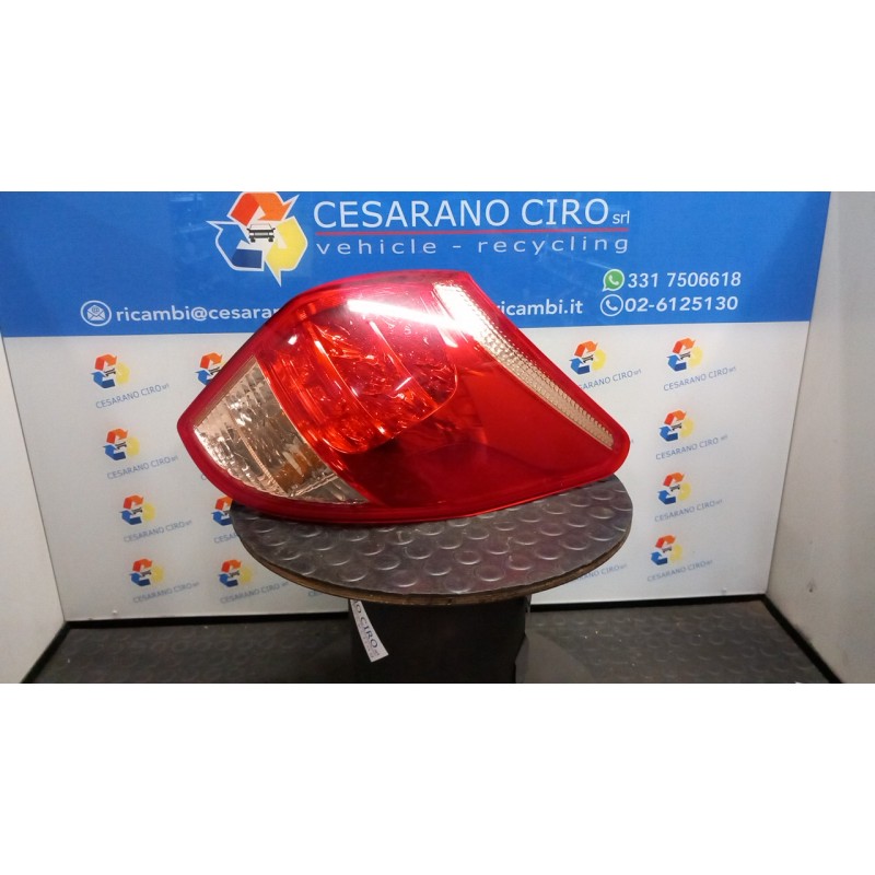 FANALE POST. DX. 042 TOYOTA RAV 4 3A SERIE (01/06-10/10) 2ADFHV 8155142120