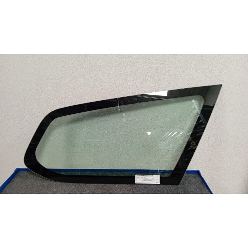 FISSO PARAFANGO POST. ATERMICO DX. 011 FORD FOCUS (CAP) (11/04-06/08)  1367768