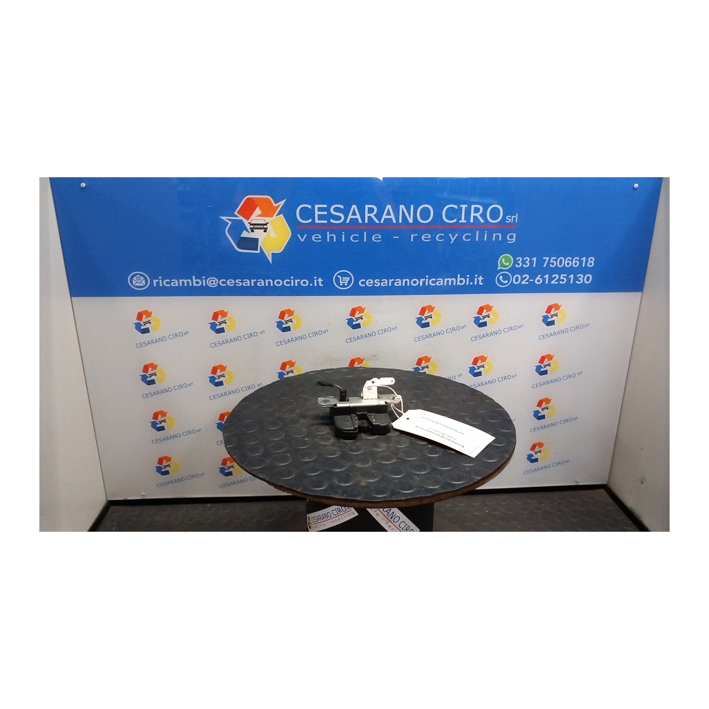 SERRATURA PORTELLO POST. 030 VOLKSWAGEN POLO (9N) (04/05-) BME 6Q6827505E