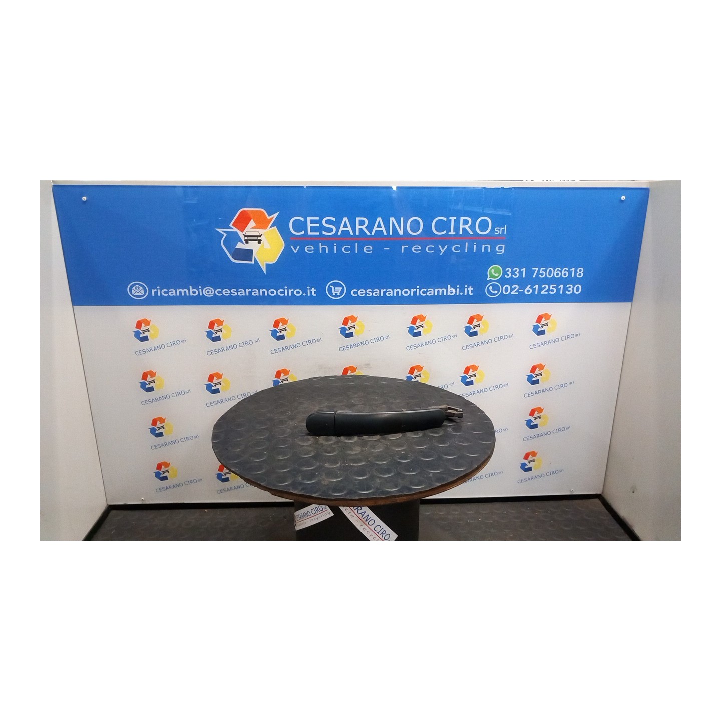 MANIGLIA PORTA ANT. SX. 034 VOLKSWAGEN POLO (9N) (04/05-) BME 3B0837207F3FZ
