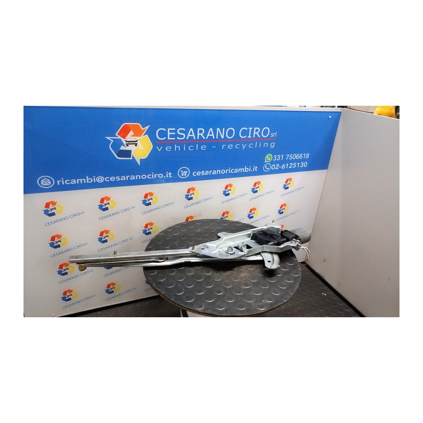 ALZACRISTALLO ELETTR. PORTA ANT. C/MOTORINO SX. 051 RENAULT KANGOO (08/97-04/03) E7JC6 8200188551