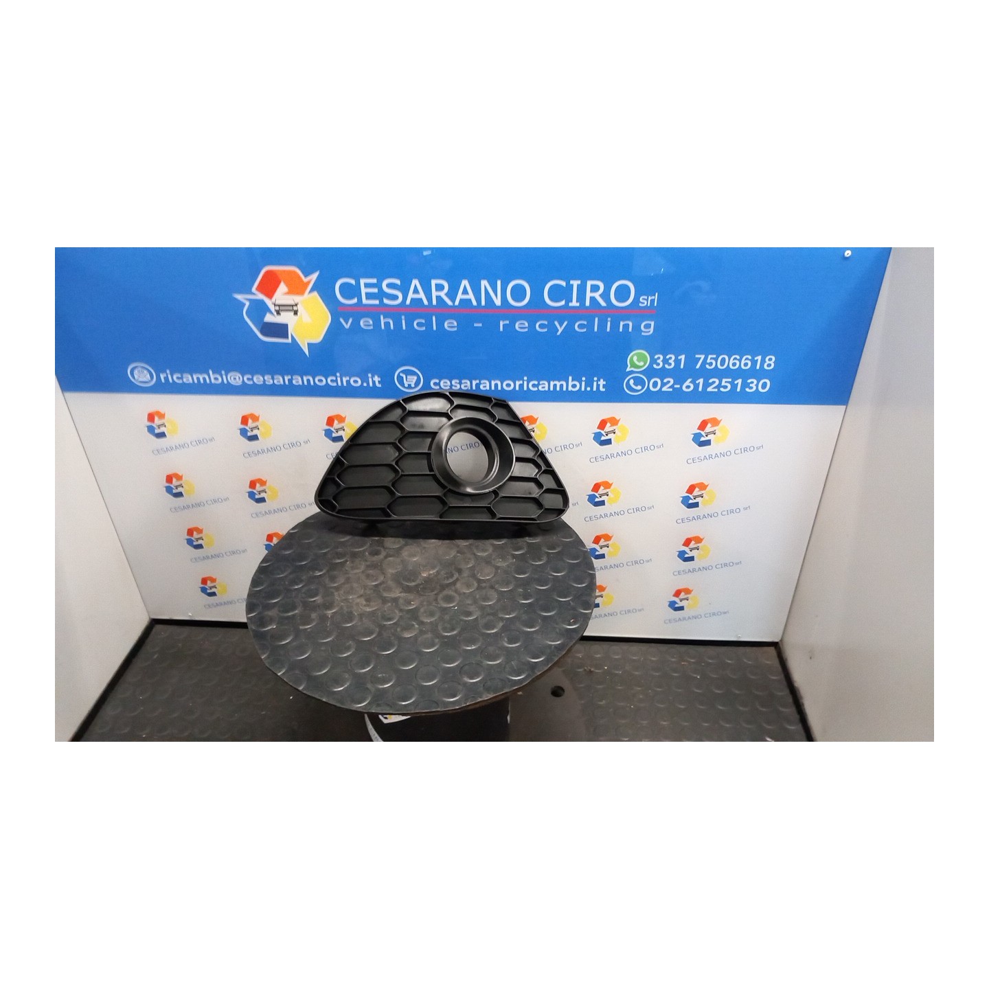 GRIGLIA LAT. PARAURTI ANT. P/FENDINEBBIA DX. 010 ALFA ROMEO GIULIETTA (X7) (03/10-10/13) 940A4000 156090419