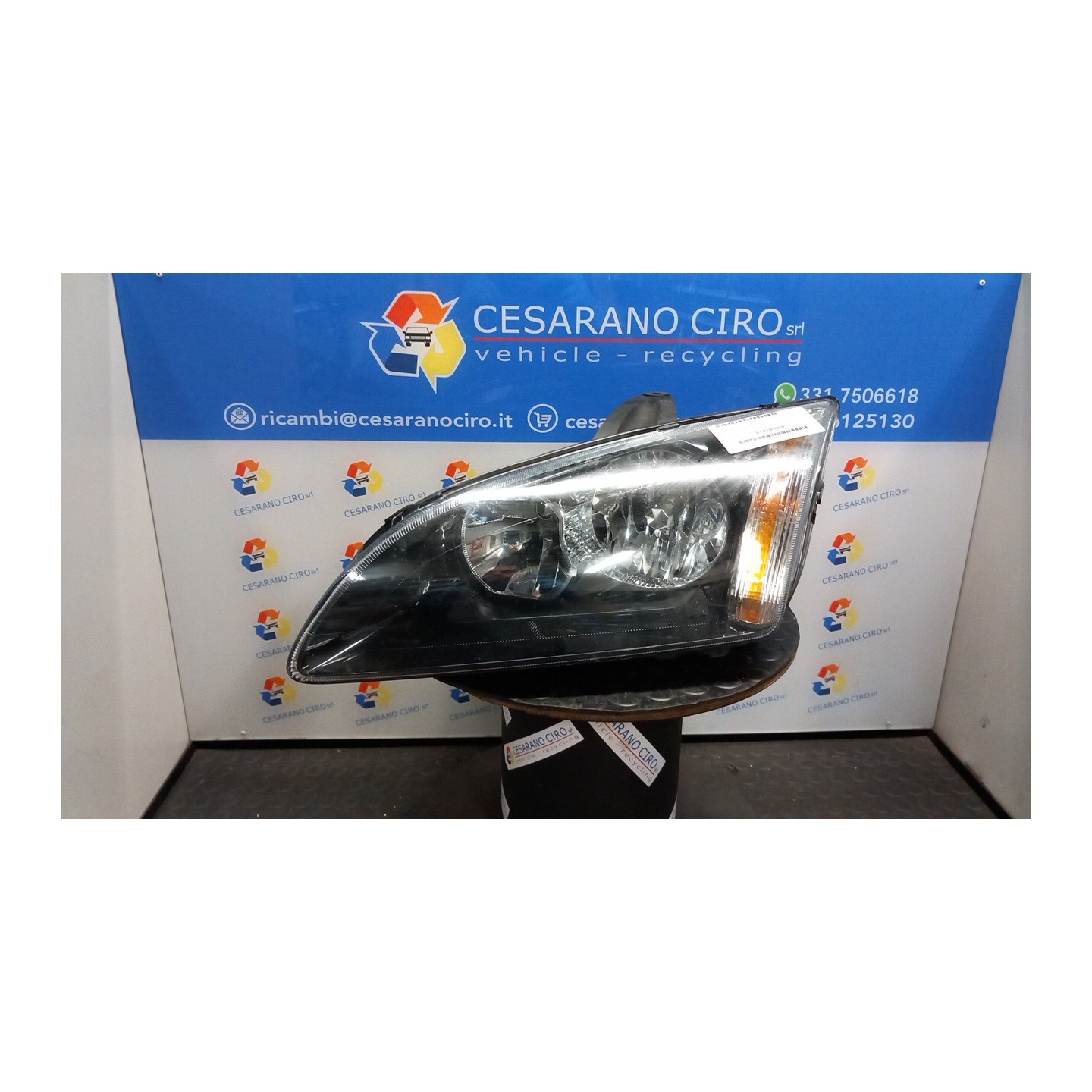 PROIETTORE C/ CORNICE FINITURA NERA SX. 009 FORD FOCUS (CAP) (11/04-06/08) KKDA 1480996