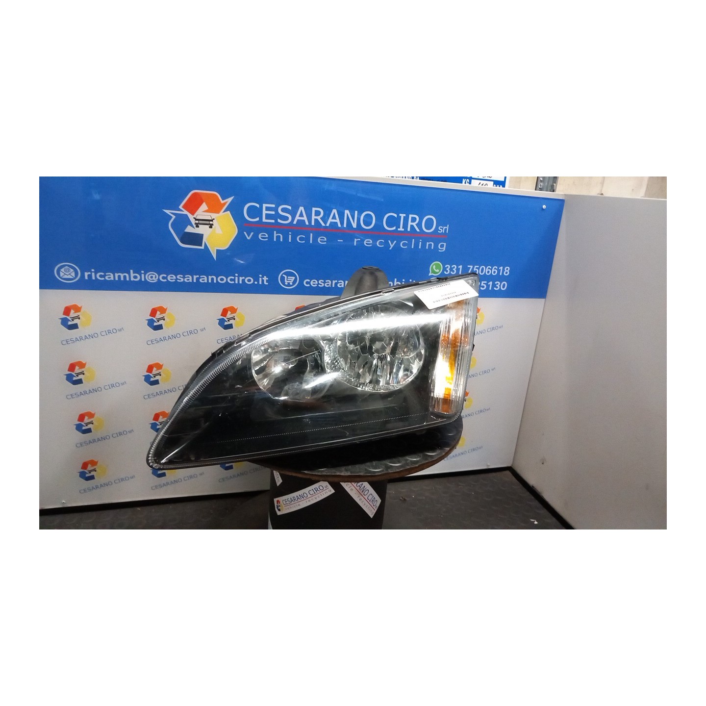 PROIETTORE C/ CORNICE FINITURA NERA SX. 009 FORD FOCUS (CAP) (11/04-06/08) KKDA 1480996