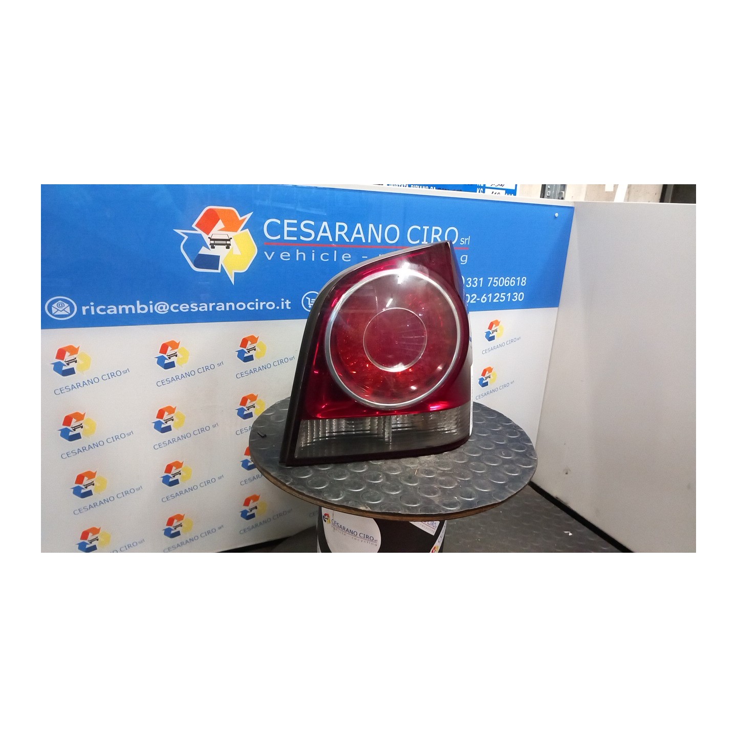 FANALE POST. DX. 028 VOLKSWAGEN POLO (9N) (04/05-) BZG 6Q6945096AB