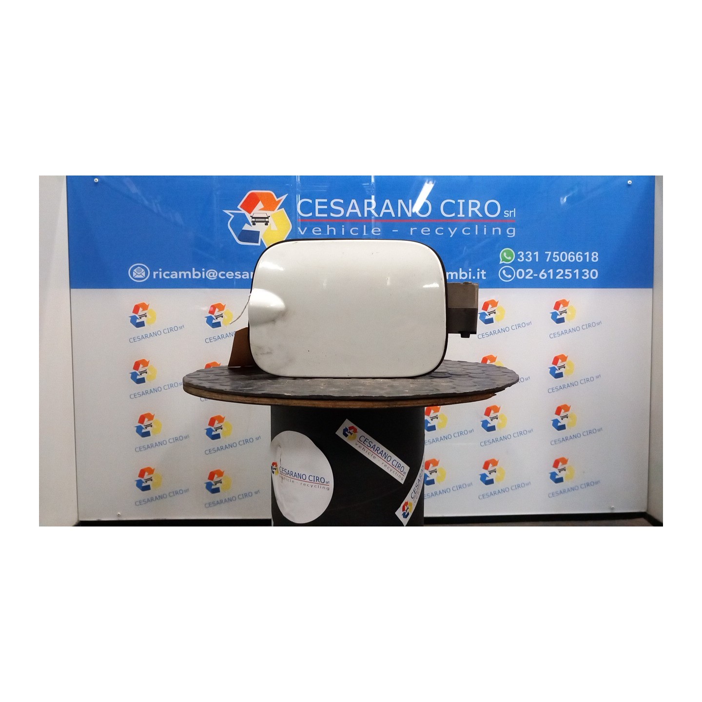 SPORTELLO CARBURANTE 068 FIAT PANDA VAN (33) (06/12-09/18) 312B2000 51845959