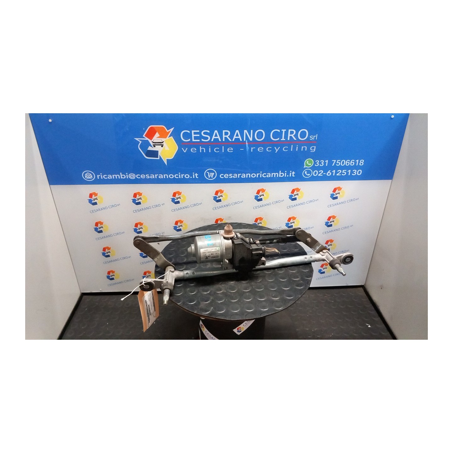 MECCANISMO TERGIPARABREZZA CON MOTORINO 072 FIAT PANDA VAN (33) (06/12-09/18) 312B2000 52024852