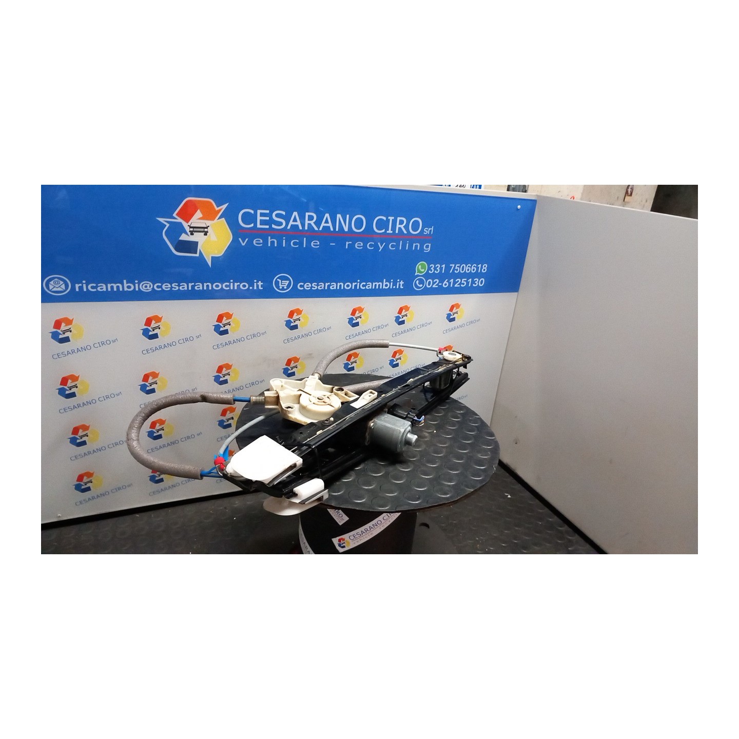 ALZACRISTALLO ELETTR. PORTA ANT. SX. 049 FORD B-MAX (CB2) (07/12-) SFJB 1891065