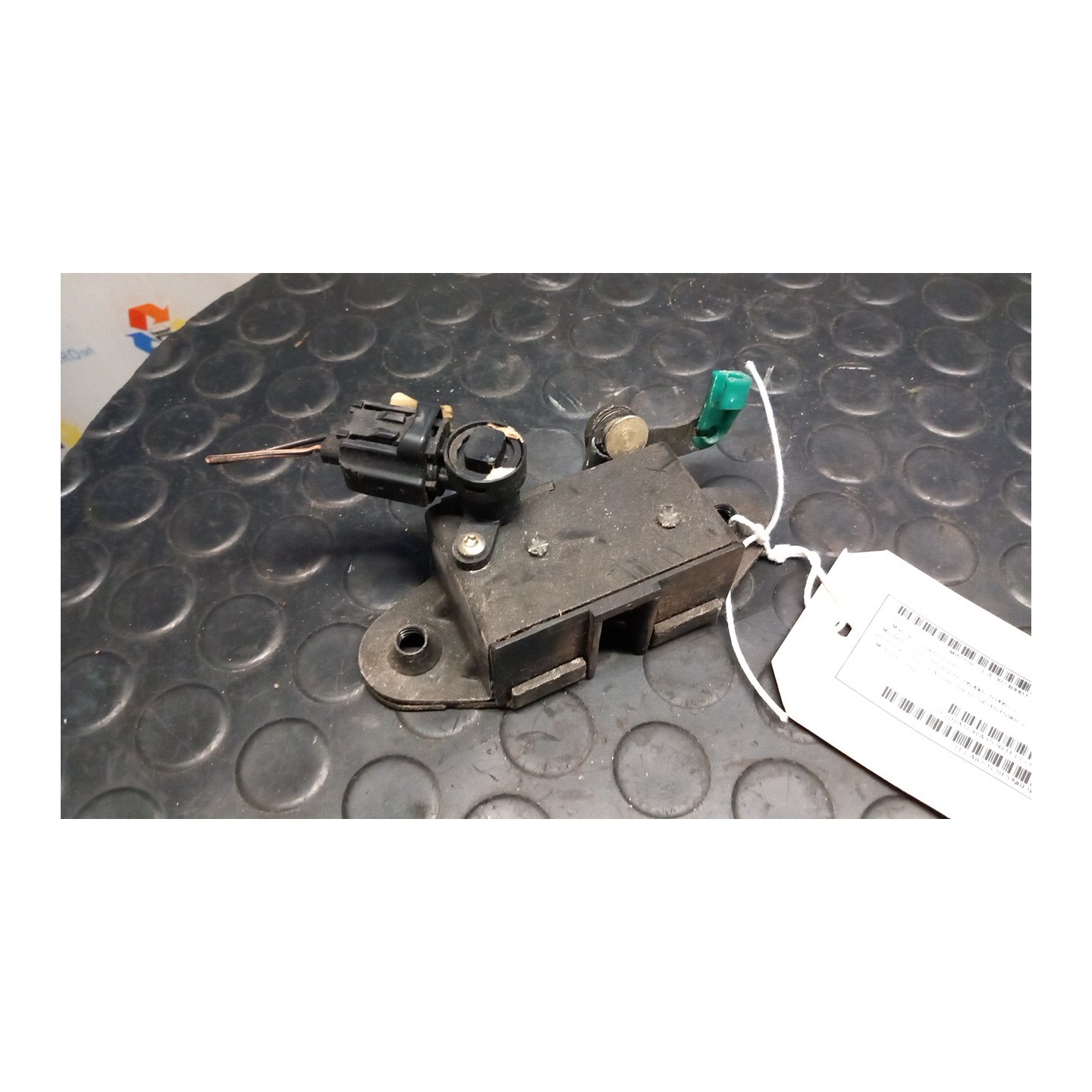 SERRATURA PORTELLO POST. 017 CHRYSLER PT CRUISER (05/00-10/05) 16L 05027013AC
