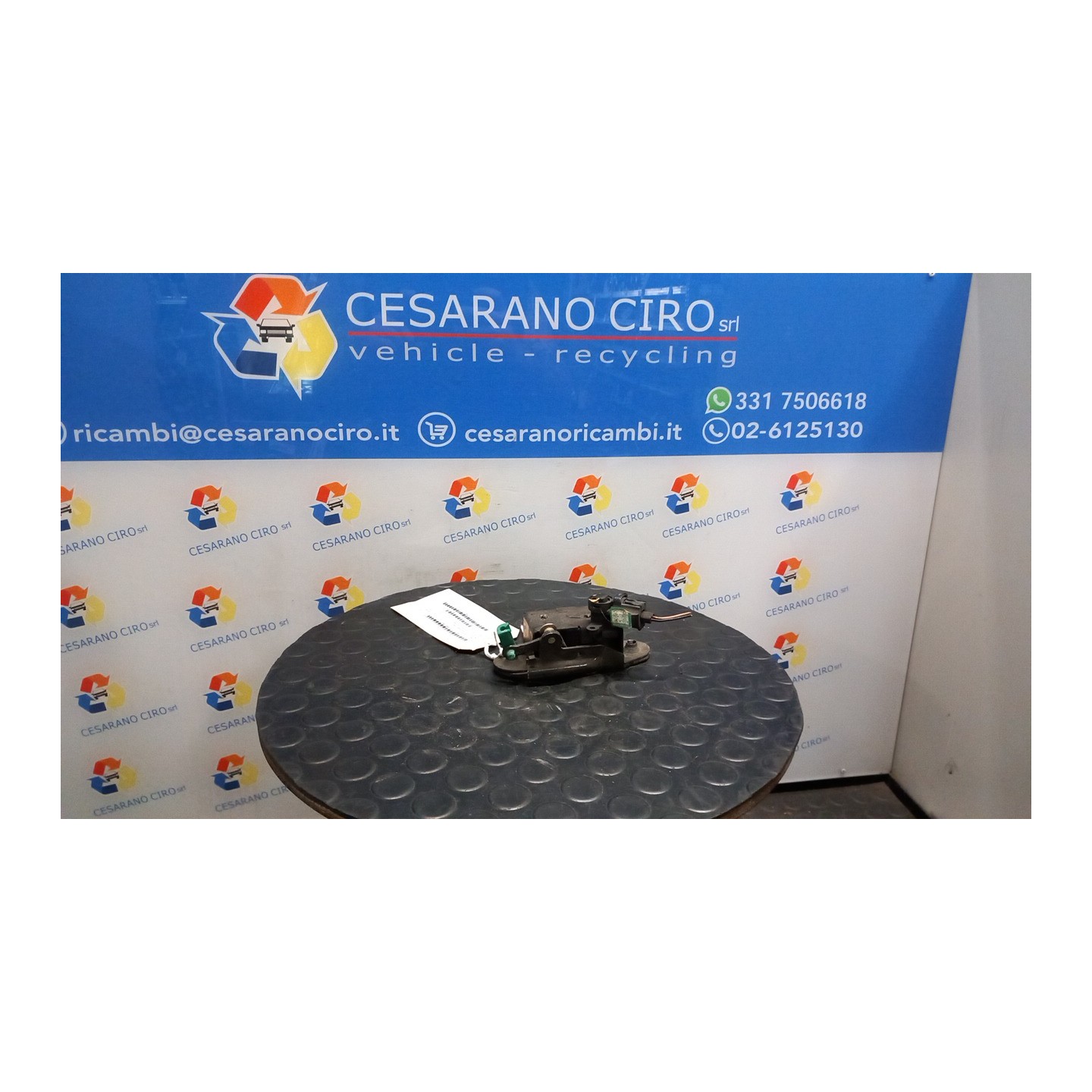 SERRATURA PORTELLO POST. 017 CHRYSLER PT CRUISER (05/00-10/05) 16L 05027013AC