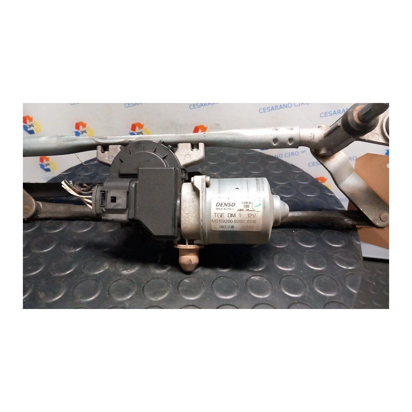 MECCANISMO TERGIPARABREZZA CON MOTORINO 043 FIAT PANDA VAN (33) (06/12-09/18) 312B2000 52024852