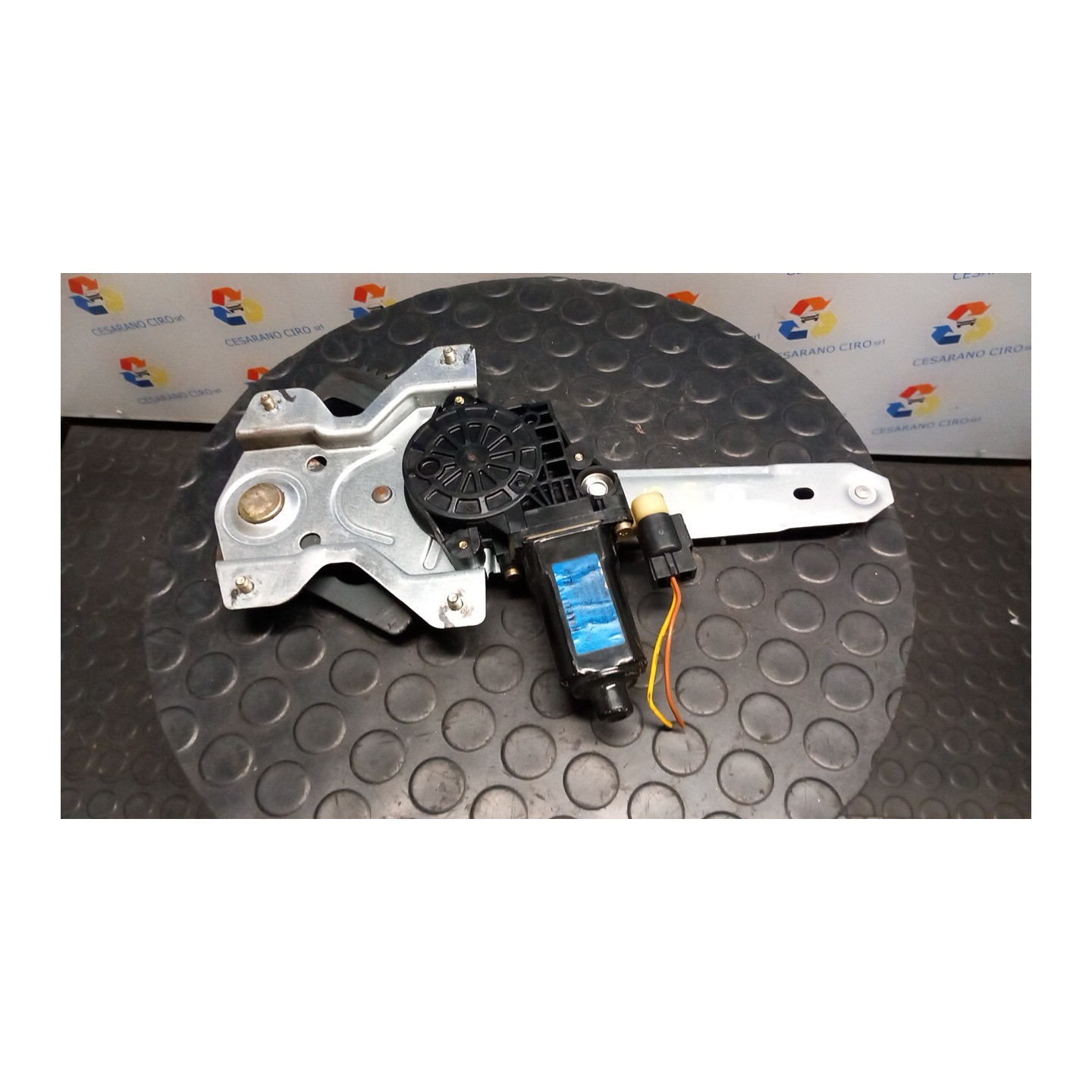 ALZACRISTALLO ELETTR. PORTA POST. C/MOTORINO SX. 052 KIA PICANTO 1A SERIE (02/08-07/11 G4HG 8340107010
