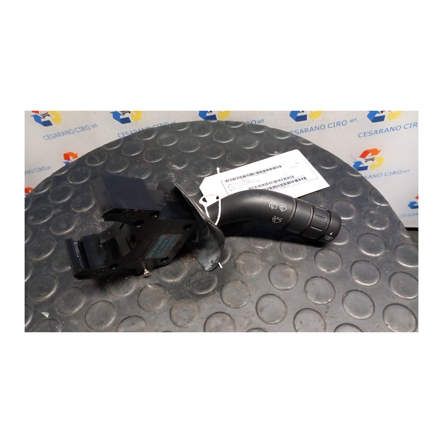 BLOCCO COMANDI TERGICRISTALLI NERO SATINATO 005 VOLKSWAGEN FOX (5Z) (04/05-07/11) BKR 5Z0953503C1NN