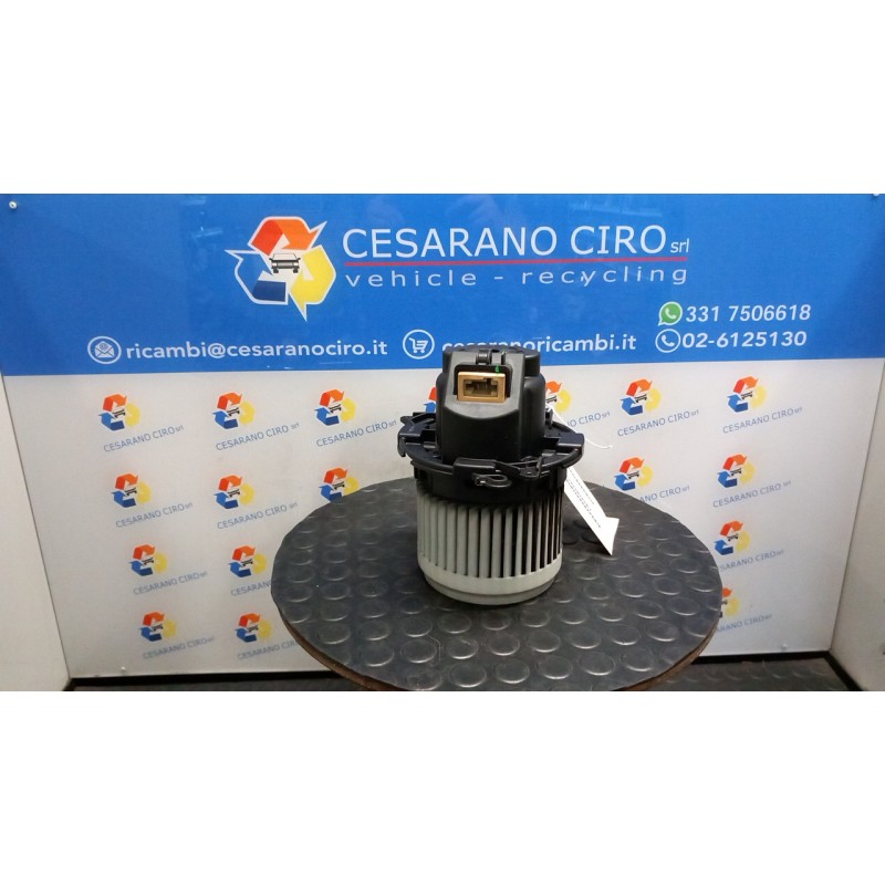 MOTORINO VENTILAZIONE ABITACOLO 035 DACIA DOKKER FURGONE (11/12-) K9KC6 272103931R