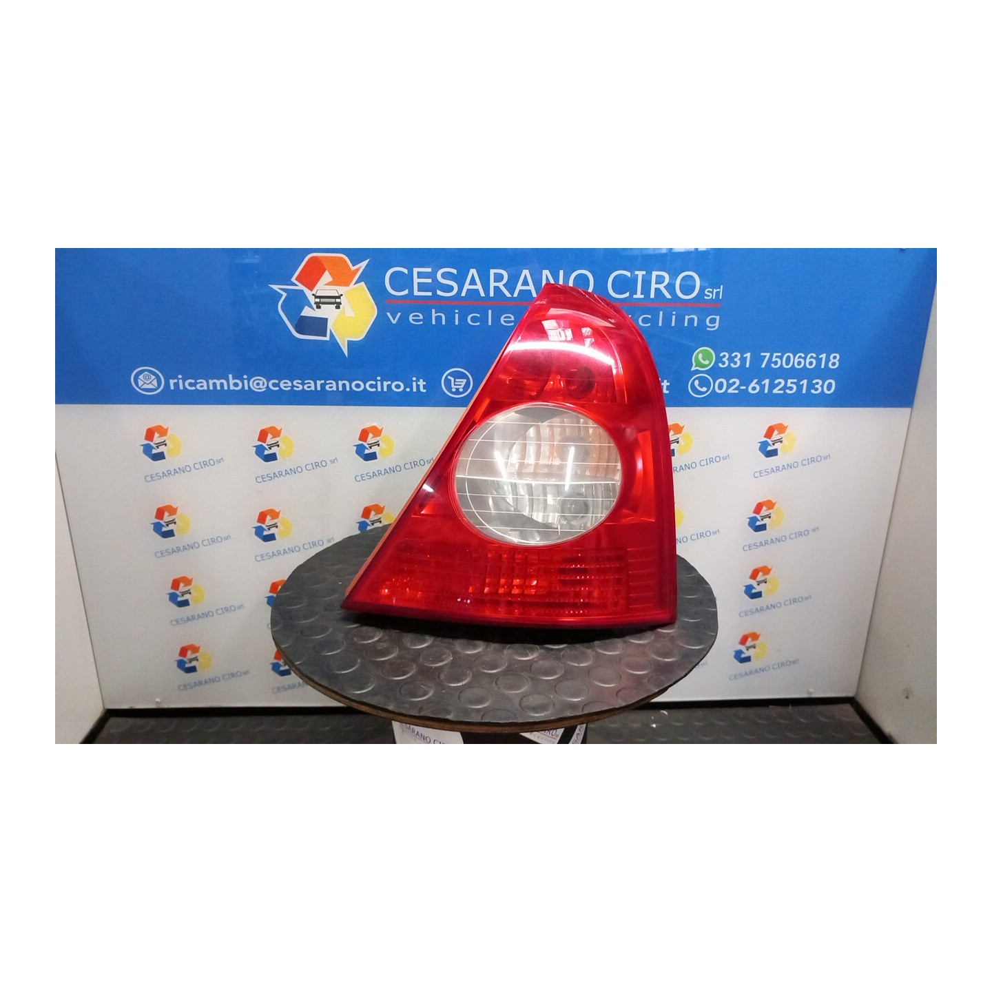 FANALE POST. DX. 101 RENAULT CLIO 2A SERIE (05/01-11/10) D7FG7 8200917487