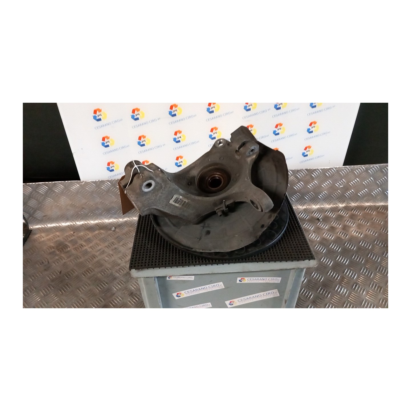 MONTANTE SOSP. ANT. SX. 179 ALFA ROMEO GIULIETTA (X7) (03/10-10/13) 940A3000 50514553